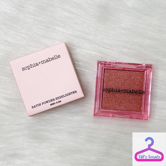 SOPHIA + MABELLE SATIN POWDER HIGHLIGHTER IN PEACH SANGRIA - Picture 3 of 6